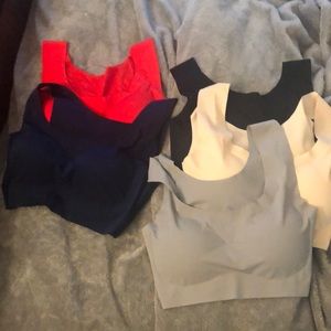 NWOT Seamless bras soft microfiber no hooks /wires